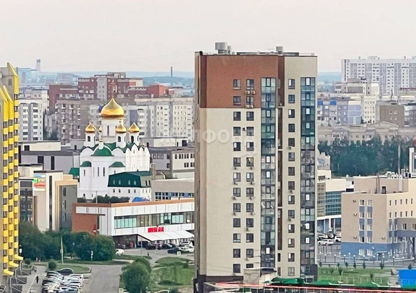 
   Продам 2-комнатную, 41.2 м², Взлетная ул, 2л

. Фото 26.