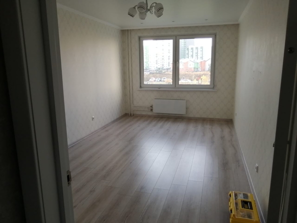 
   Продам 3-комнатную, 79.7 м², Взлетная ул, 105

. Фото 9.