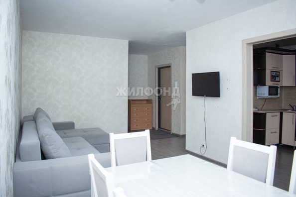 
   Продам 3-комнатную, 79 м², Сиреневая ул, 26

. Фото 5.