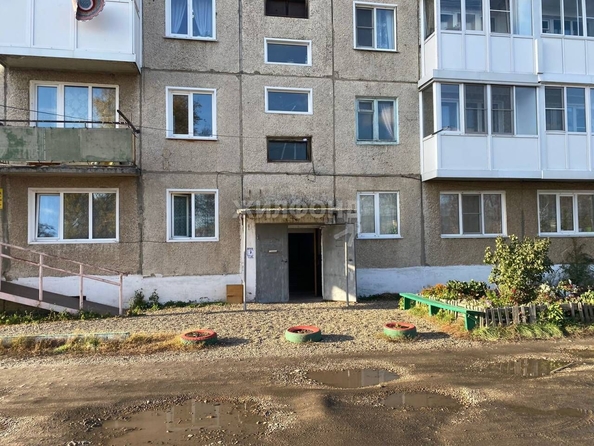 
   Продам 3-комнатную, 60 м², 

. Фото 1.