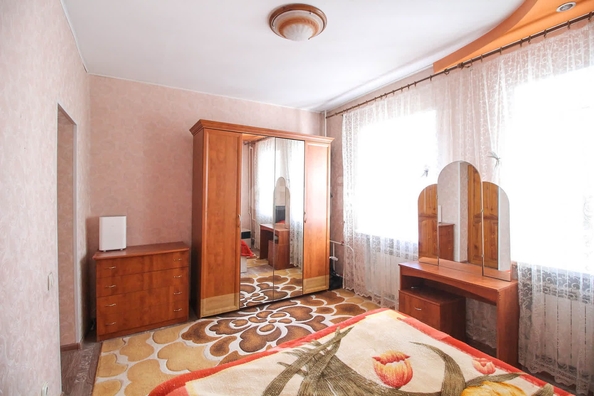 
   Продам 3-комнатную, 67.7 м², Короленко ул, 91

. Фото 1.