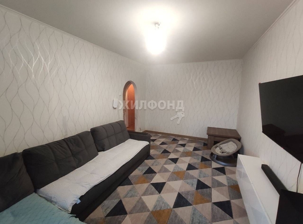 
   Продам 3-комнатную, 64.8 м², 

. Фото 1.