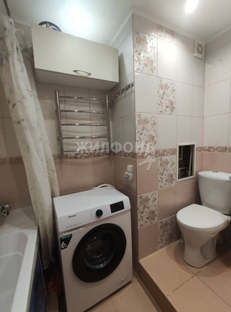 
   Продам 3-комнатную, 64.8 м², 

. Фото 2.