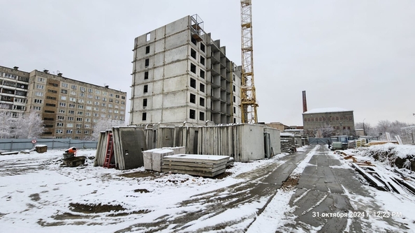 
   Продам 2-комнатную, 42.3 м², Островский

. Фото 8.