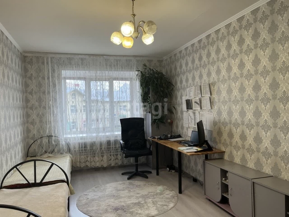 
   Продам 4-комнатную, 100 м², Новгородская ул, 26

. Фото 8.