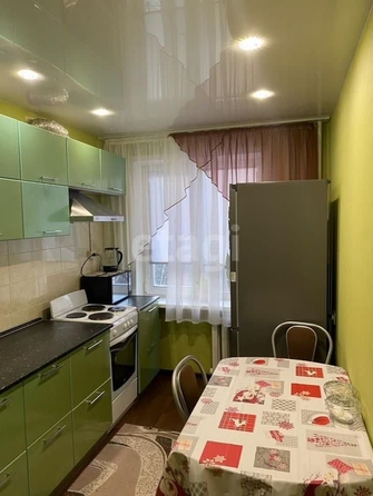 
   Продам 2-комнатную, 43.5 м², 50 лет СССР ул, 14/39

. Фото 2.