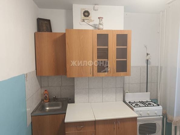 
   Продам 1-комнатную, 35 м², Космонавтов ул, 19

. Фото 2.