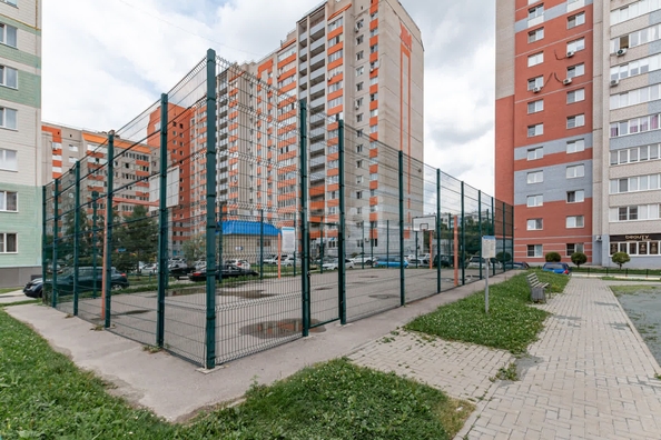 
   Продам 2-комнатную, 67.6 м², Попова ул, 150

. Фото 6.