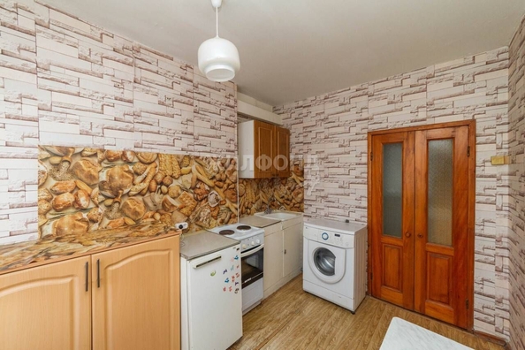 
   Продам 1-комнатную, 36 м², Гущина ул, 211Б

. Фото 7.