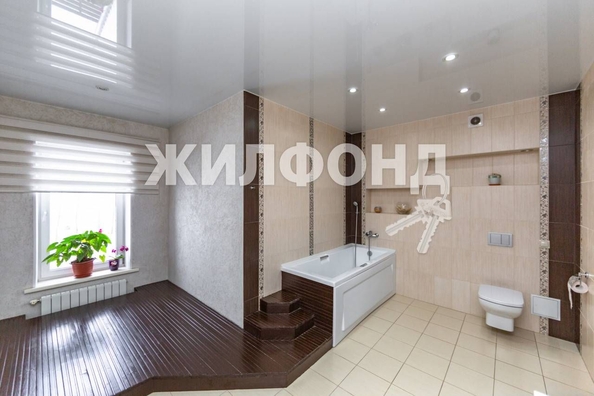 
   Продам дом, 300 м², Барнаул

. Фото 6.