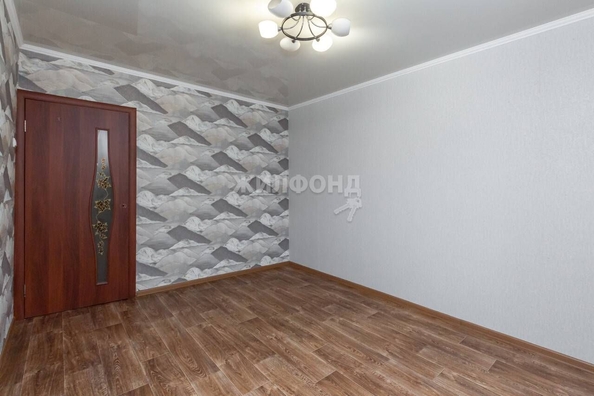 
   Продам 2-комнатную, 48.2 м², Антона Петрова ул, 186

. Фото 3.