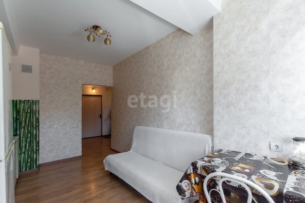 
   Продам 1-комнатную, 42 м², Петра Сухова ул, 2В

. Фото 4.