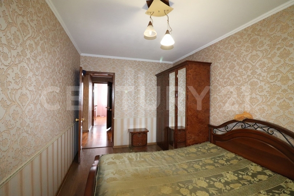 
   Продам 4-комнатную, 71.9 м², Советской Армии ул, 48В

. Фото 1.