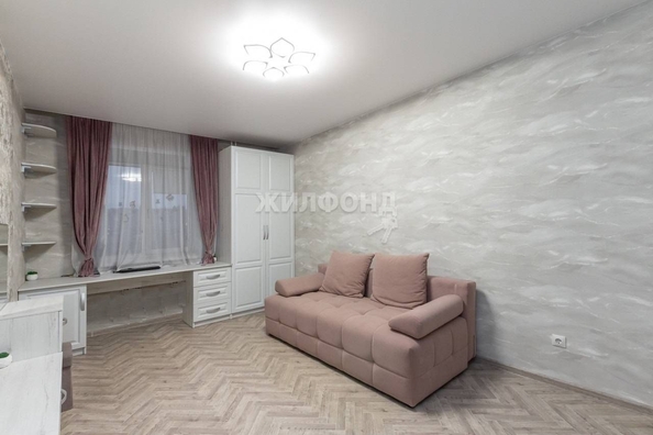 
   Продам 3-комнатную, 95.8 м², Власихинская ул, 81

. Фото 10.