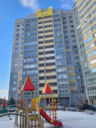 
   Продам 2-комнатную, 52 м², Лазурная ул, 1

. Фото 6.