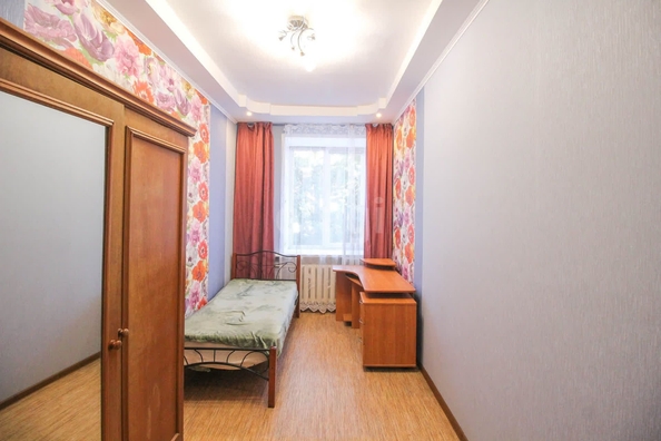 
   Продам 3-комнатную, 65.3 м², Калинина пр-кт, 5

. Фото 4.