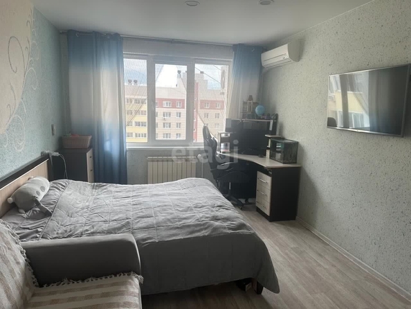 
   Продам 1-комнатную, 35 м², Малахова ул, 148

. Фото 6.