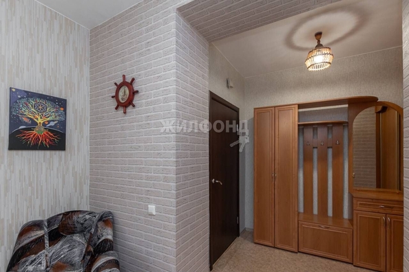 
   Продам 1-комнатную, 46.7 м², Антона Петрова ул, 247А

. Фото 6.