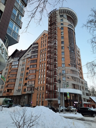 
  Сдам в аренду 2-комнатную квартиру, 90 м², Барнаул

. Фото 1.