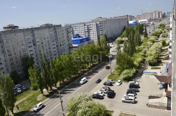 
   Продам 3-комнатную, 67 м², Балтийская ул, 38

. Фото 2.