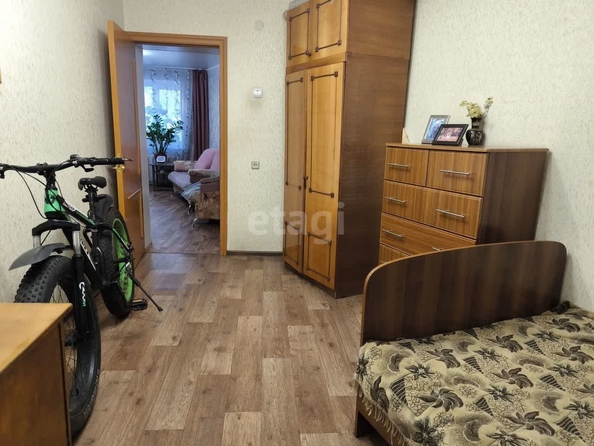 
   Продам 4-комнатную, 75.5 м², Шумакова ул, 52

. Фото 5.