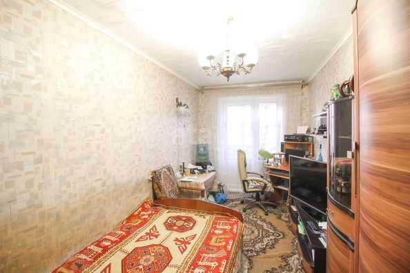 
   Продам 3-комнатную, 60 м², Шукшина ул, 1

. Фото 4.