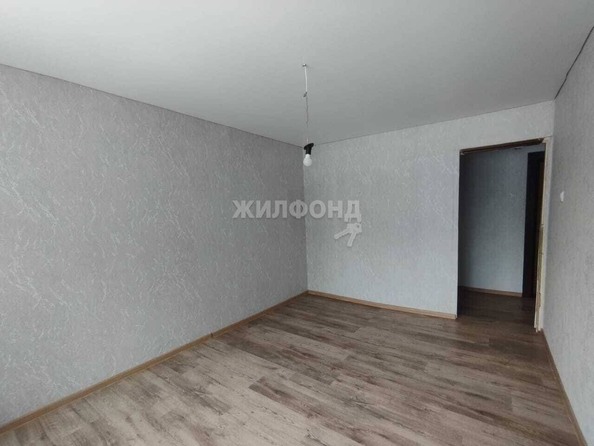 
   Продам 3-комнатную, 59.6 м², Кавалерийская ул, 1

. Фото 1.