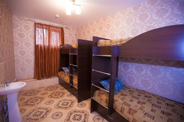 
  Сдам комната, 40 м², Пионеров ул, д. 9
. Фото 1.