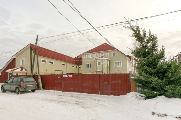 
  Продается универсальное помещение, 493 м², Есенина ул, д. 109а
. Фото 5.