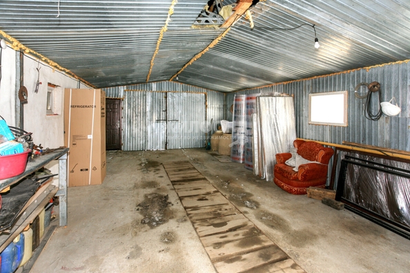 
  Продается универсальное помещение, 493 м², Есенина ул, д. 109а
. Фото 11.
