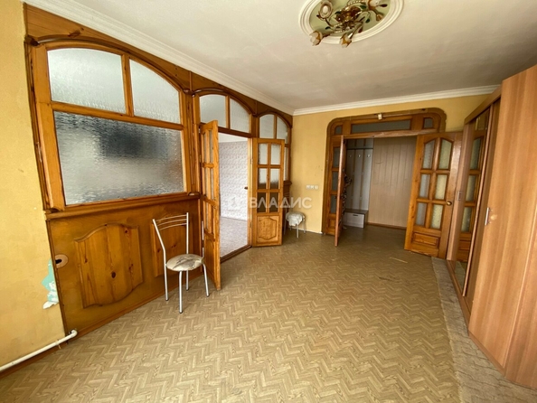 
  Продается 4-комн. квартира, 108 м², Коммунарский пер, д. 16/1
. Фото 2.