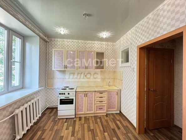 
  Продается 2-комн. квартира, 38 м², Коммунистический пер, д. 28
. Фото 5.