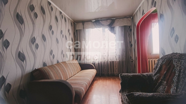 
  Продается 4-комн. квартира, 61 м², Краснознаменская ул, д. 106
. Фото 3.