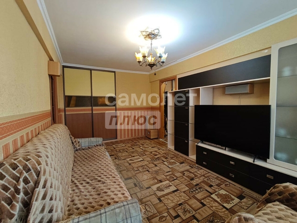 
  Продается 3-комн. квартира, 58.6 м², Октябрьская ул, д. 022
. Фото 3.