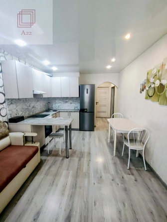 
  Продается 2-комн. квартира, 44 м², Глушкова ул, д. 6
. Фото 3.