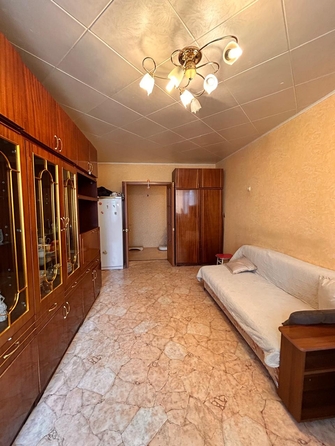 
  Продается 2-комн. квартира, 53.2 м², Юрина ул, д. 208
. Фото 2.