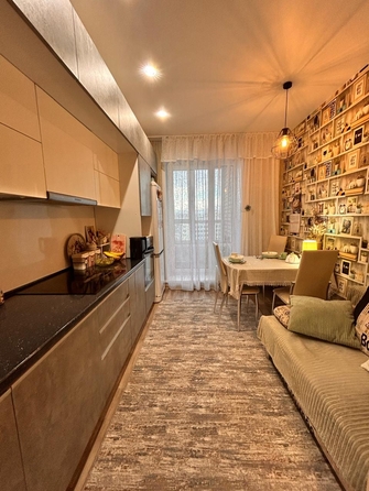 
  Продается 2-комн. квартира, 52 м², ЖК Крылья, дом 13
. Фото 1.