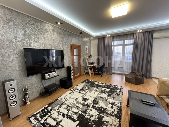 
  Продается 2-комн. квартира, 79 м², Комсомольский пр-кт
. Фото 2.
