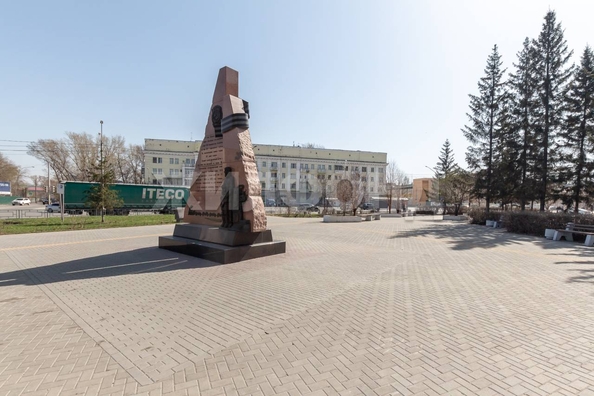 
  Продается 3-комн. квартира, 81.1 м², Калинина пр-кт
. Фото 25.