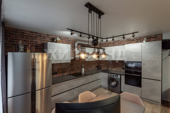 
  Продается 3-комн. квартира, 98.3 м², Власихинская ул
. Фото 7.