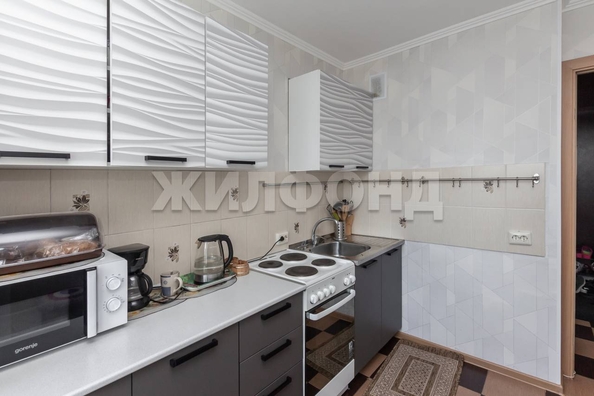 
  Продается 3-комн. квартира, 64.8 м², Павловский тракт
. Фото 8.
