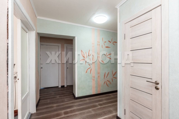 
  Продается 4-комн. квартира, 79.2 м², Комсомольская ул
. Фото 17.