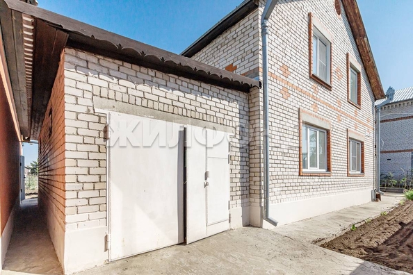 
  Продается дом, 182 м², Барнаул
. Фото 2.