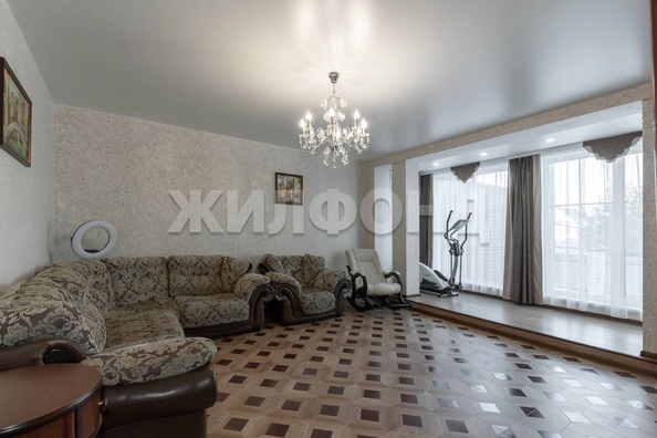 
  Продается дом, 214.9 м², Барнаул
. Фото 2.