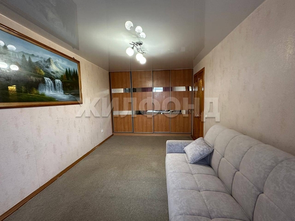 
  Продается 1-комн. квартира, 33 м², Малахова ул, д. 173
. Фото 6.