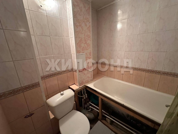 
  Продается 1-комн. квартира, 33 м², Малахова ул, д. 173
. Фото 8.