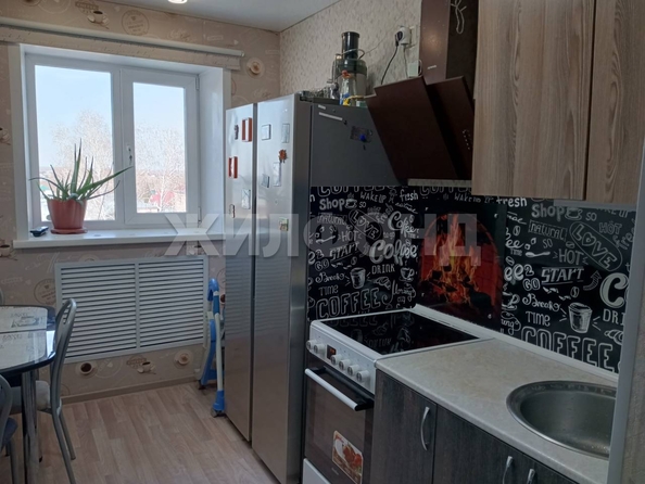 
  Продается 2-комн. квартира, 51 м², 40 лет Победы ул, д. 41
. Фото 14.
