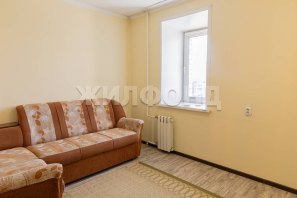 
  Продается 3-комн. квартира, 57.2 м², Малахова ул, д. 87б
. Фото 2.