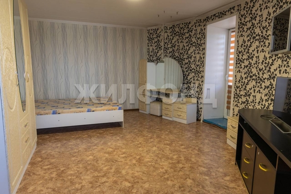 
  Продается 3-комн. квартира, 57.2 м², Малахова ул, д. 87б
. Фото 10.