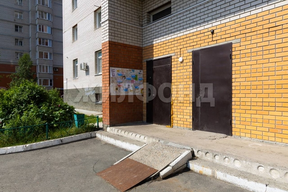 
  Продается 3-комн. квартира, 57.2 м², Малахова ул, д. 87б
. Фото 22.
